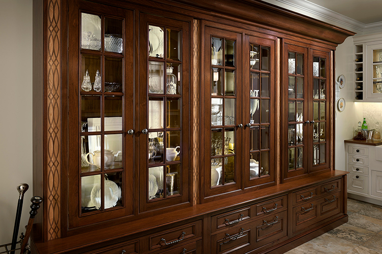 Elegant Traditions Hutch