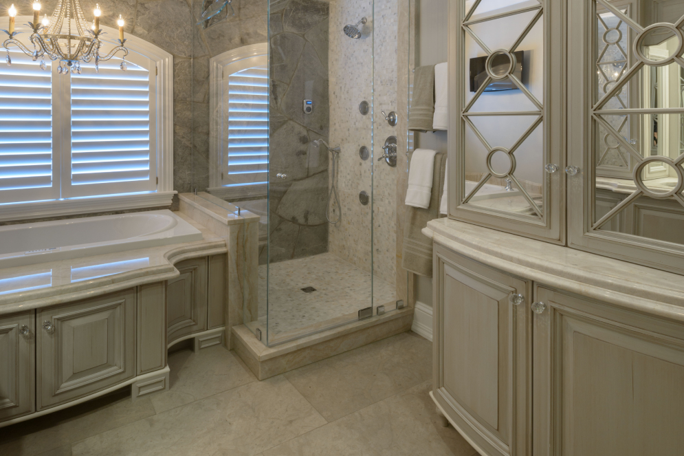 Lighthouse View Bath4